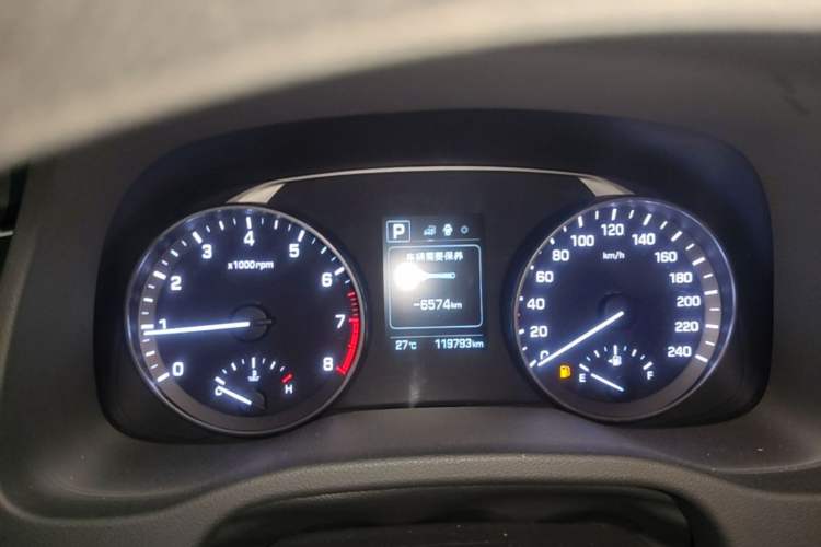 Used Hyundai Elantra (6th Generation / Lingdong) 2016 1.6L Automatic ZhiXuan – Elite Version Instrument Cluster