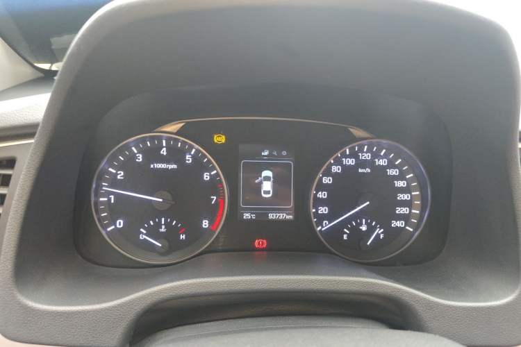 Used Hyundai Elantra (6th Generation / Lingdong) 2016 1.6L Manual ZhiXuan·Youth Edition Instrument Cluster