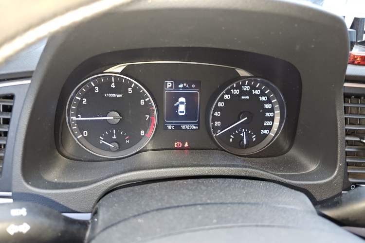 Used Hyundai Elantra (6th Generation / Lingdong) 2016 1.6L Automatic ZhiXuan – Elite Version Instrument Cluster