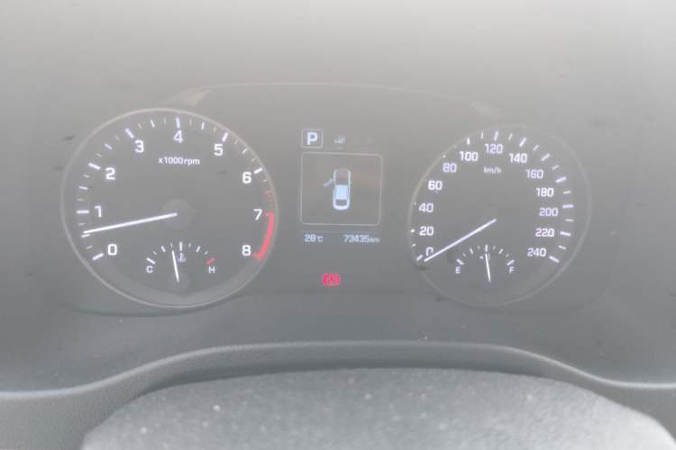 Used Hyundai Elantra (6th Generation / Lingdong) 2016 1.6L Automatic ZhiXuan – Elite Version Instrument Cluster