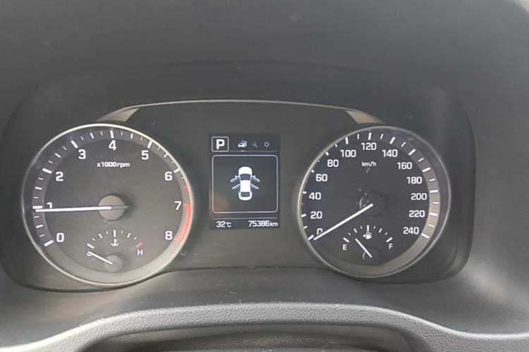 Used Hyundai Elantra (6th Generation / Lingdong) 2016 1.6L Automatic ZhiXuan – Elite Version Instrument Cluster