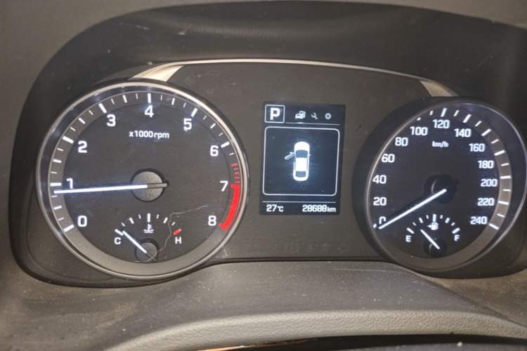 Used Hyundai Elantra (6th Generation / Lingdong) 2016 1.6L Automatic ZhiXuan – Elite Version Instrument Cluster