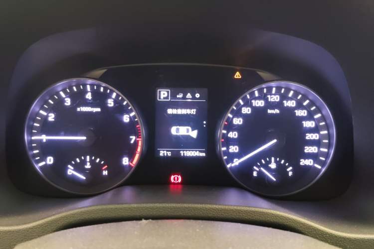 Used Hyundai Elantra (6th Generation / Lingdong) 2016 1.6L Automatic ZhiXuan – Elite Version Instrument Cluster