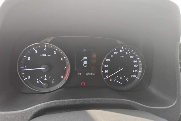 Used Hyundai Elantra (6th Generation / Lingdong) 2016 1.6L Manual ZhiXuan·Youth Edition Instrument Cluster