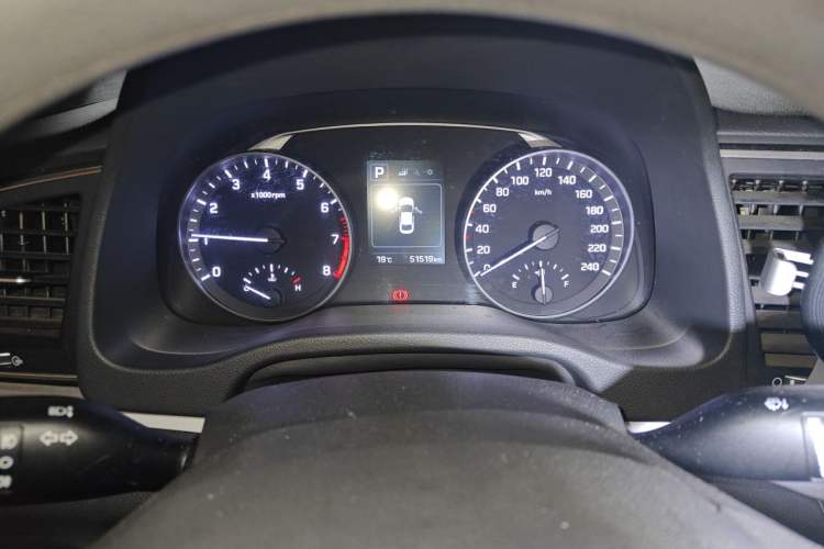 Used Hyundai Elantra (6th Generation / Lingdong) 2016 1.6L Automatic ZhiXuan – Elite Version Instrument Cluster