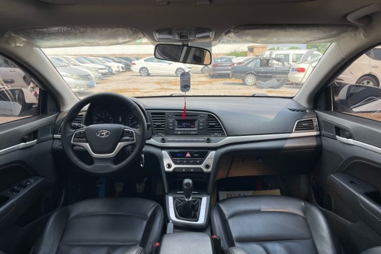 Used Hyundai Elantra (6th Generation / Lingdong) 2016 1.6L Manual ZhiXuan · Dynamic Model Interior 1