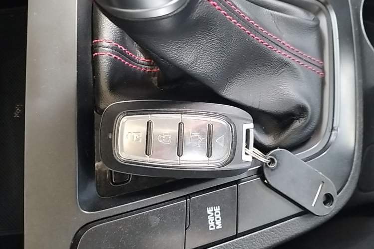 Used Hyundai Elantra (6th Generation / Lingdong) 2016 1.4T Dual-Clutch Xuan Dong·Elite Version Interior 1
