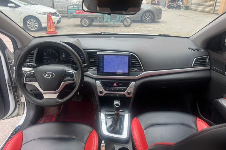 Used Hyundai Elantra (6th Generation / Lingdong) 2016 1.6L Automatic ZhiXuan – Elite Version Interior 1