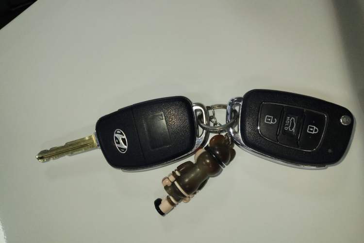 Used Hyundai Elantra (6th Generation / Lingdong) 2016 1.4T Dual-Clutch Xuan Dong · Dynamic Version Interior 1