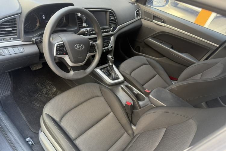 Used Hyundai Elantra (6th Generation / Lingdong) 2016 1.6L Automatic ZhiXuan – Elite Version Interior 2