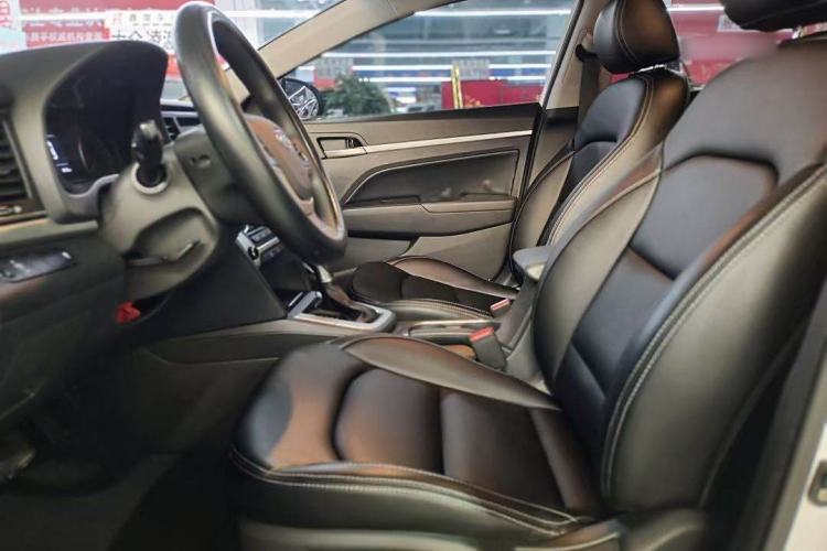 Used Hyundai Elantra (6th Generation / Lingdong) 2016 1.6L Automatic ZhiXuan – Elite Version Interior 2