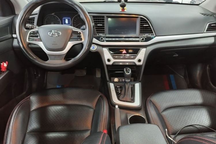 Used Hyundai Elantra (6th Generation / Lingdong) 2016 1.6L Automatic ZhiXuan – Elite Version Interior 3