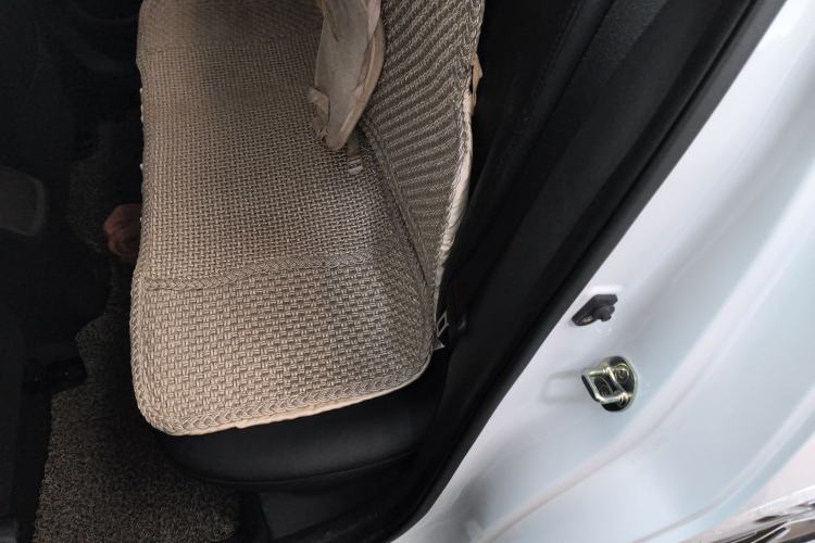 Used Hyundai Elantra (6th Generation / Lingdong) 2016 1.6L Automatic ZhiXuan – Elite Version Interior 4