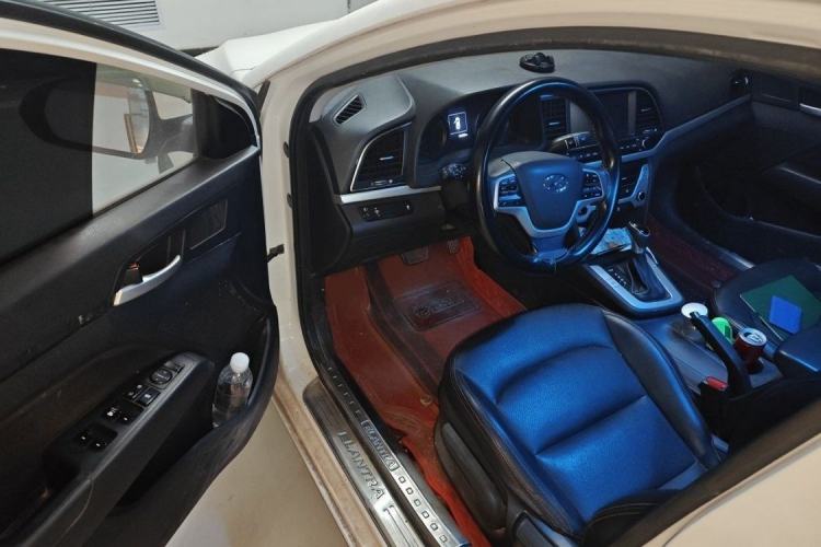 Used Hyundai Elantra (6th Generation / Lingdong) 2016 1.6L Automatic ZhiXuan – Elite Version Interior 5
