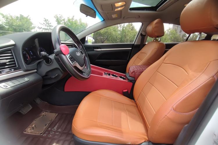 Used Hyundai Elantra (6th Generation / Lingdong) 2016 1.6L Automatic ZhiXuan – Elite Version Interior 6