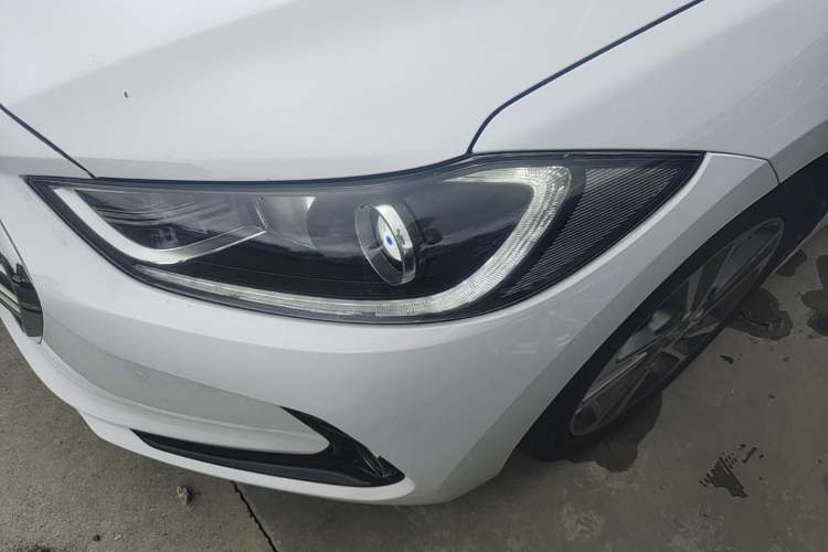 Used Hyundai Elantra (6th Generation / Lingdong) 2016 1.6L Automatic ZhiXuan – Elite Version Left Front Headlight