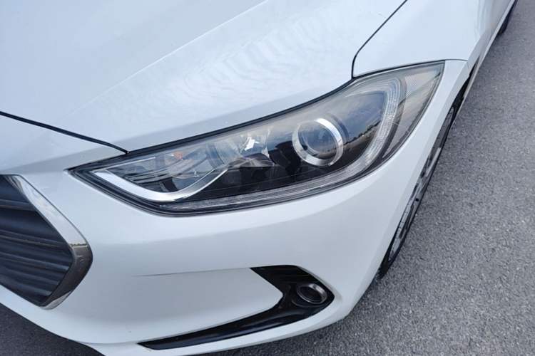 Used Hyundai Elantra (6th Generation / Lingdong) 2016 1.6L Automatic ZhiXuan – Elite Version Left Front Headlight
