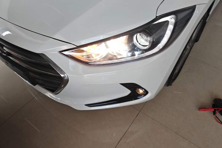 Used Hyundai Elantra (6th Generation / Lingdong) 2016 1.6L Automatic ZhiXuan – Elite Version Left Front Headlight