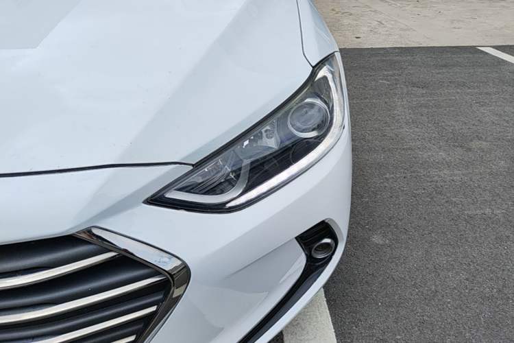 Used Hyundai Elantra (6th Generation / Lingdong) 2016 1.6L Automatic ZhiXuan – Elite Version Left Front Headlight