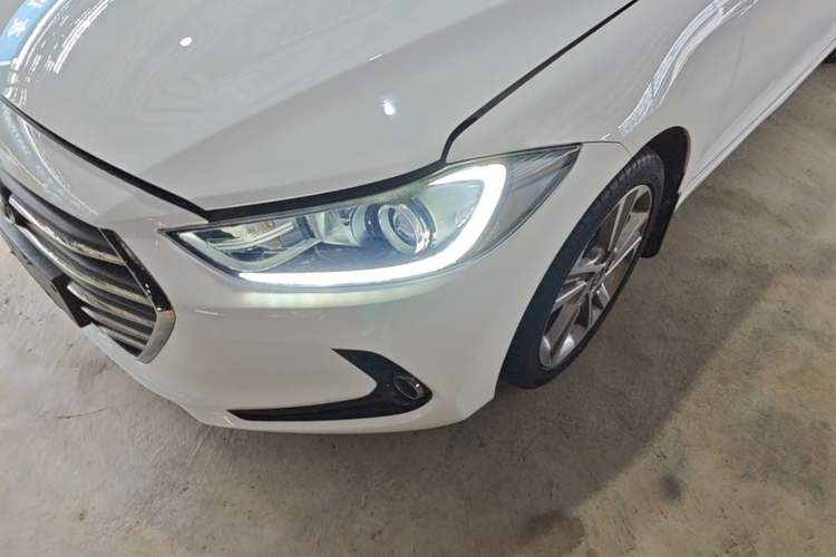 Used Hyundai Elantra (6th Generation / Lingdong) 2016 1.6L Automatic ZhiXuan – Elite Version Left Front Headlight