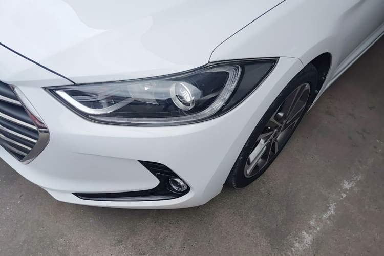 Used Hyundai Elantra (6th Generation / Lingdong) 2016 1.6L Automatic ZhiXuan – Elite Version Left Front Headlight