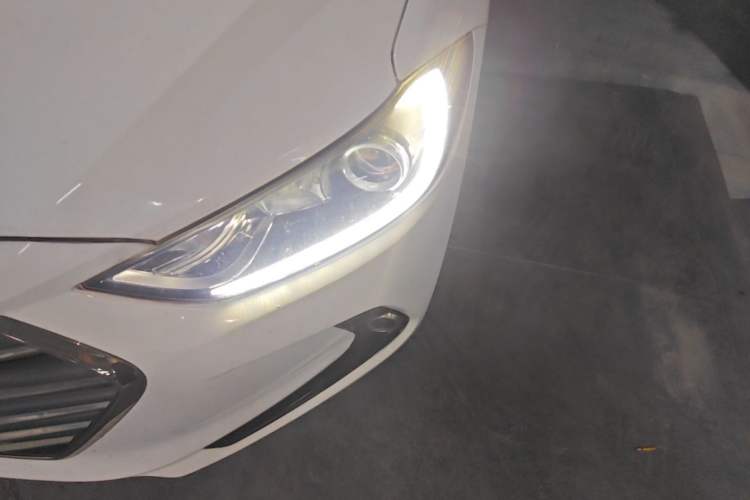 Used Hyundai Elantra (6th Generation / Lingdong) 2016 1.6L Automatic ZhiXuan – Elite Version Left Front Headlight