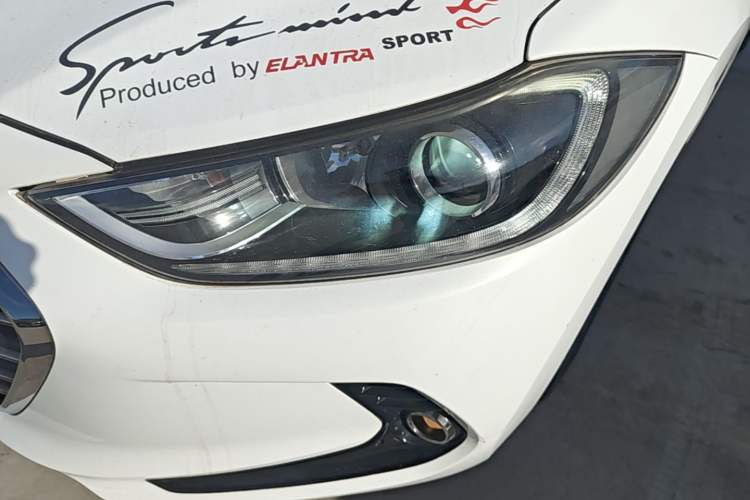 Used Hyundai Elantra (6th Generation / Lingdong) 2016 1.6L Automatic ZhiXuan – Elite Version Left Front Headlight