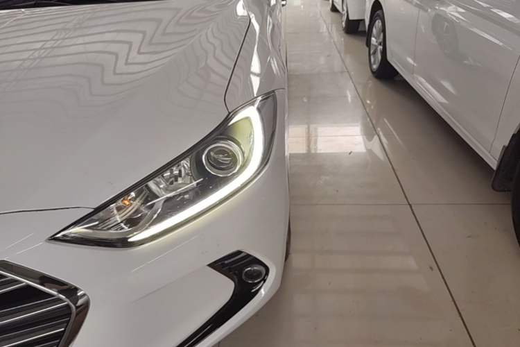 Used Hyundai Elantra (6th Generation / Lingdong) 2016 1.6L Automatic ZhiXuan – Elite Version Left Front Headlight