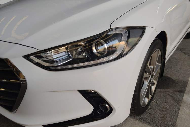 Used Hyundai Elantra (6th Generation / Lingdong) 2016 1.6L Automatic ZhiXuan – Elite Version Left Front Headlight