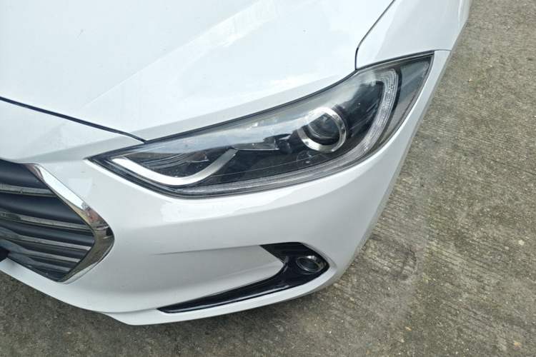 Used Hyundai Elantra (6th Generation / Lingdong) 2016 1.6L Automatic ZhiXuan – Elite Version Left Front Headlight