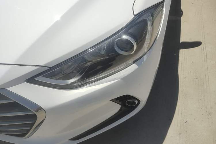 Used Hyundai Elantra (6th Generation / Lingdong) 2016 1.6L Automatic ZhiXuan – Elite Version Left Front Headlight