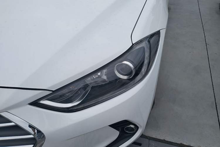 Used Hyundai Elantra (6th Generation / Lingdong) 2016 1.6L Automatic ZhiXuan – Elite Version Left Front Headlight