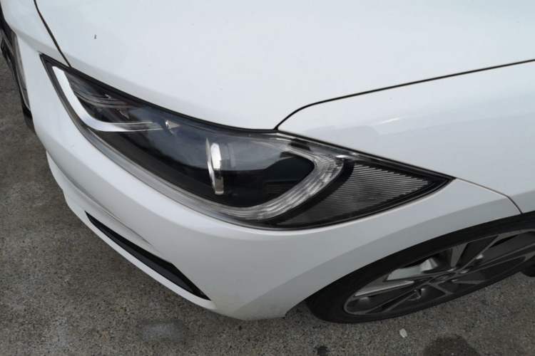 Used Hyundai Elantra (6th Generation / Lingdong) 2016 1.6L Automatic ZhiXuan – Elite Version Left Front Headlight