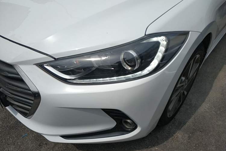 Used Hyundai Elantra (6th Generation / Lingdong) 2016 1.6L Automatic ZhiXuan – Elite Version Left Front Headlight
