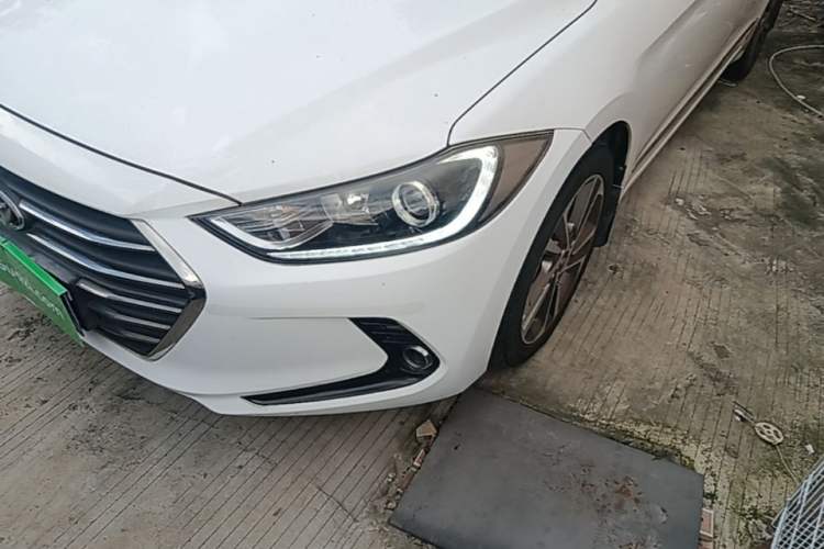 Used Hyundai Elantra (6th Generation / Lingdong) 2016 1.6L Automatic ZhiXuan – Elite Version Left Front Headlight