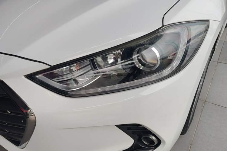 Used Hyundai Elantra (6th Generation / Lingdong) 2016 1.6L Automatic ZhiXuan – Elite Version Left Front Headlight