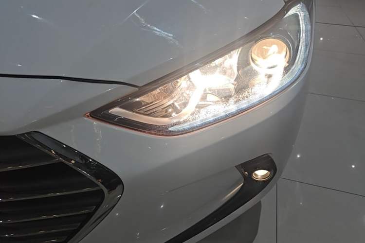 Used Hyundai Elantra (6th Generation / Lingdong) 2016 1.6L Automatic ZhiXuan – Elite Version Left Front Headlight