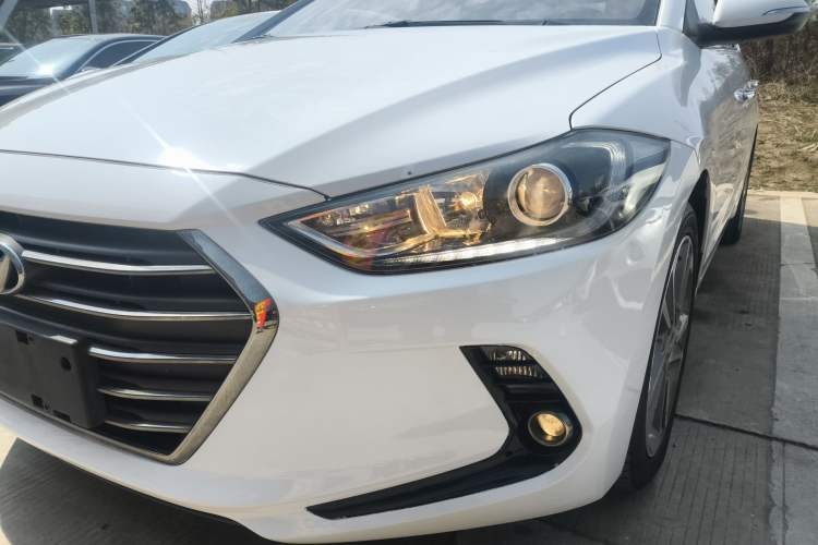 Used Hyundai Elantra (6th Generation / Lingdong) 2016 1.6L Automatic ZhiXuan – Elite Version Left Front Headlight