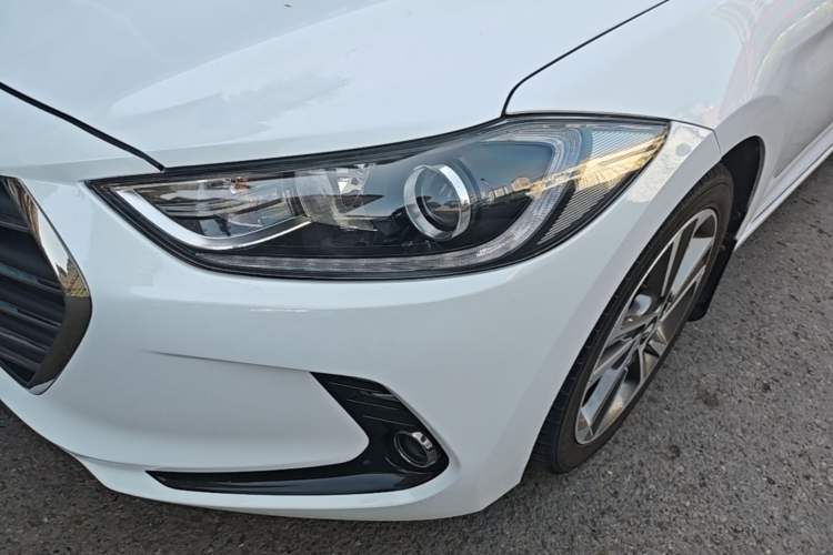 Used Hyundai Elantra (6th Generation / Lingdong) 2016 1.6L Automatic ZhiXuan – Elite Version Left Front Headlight