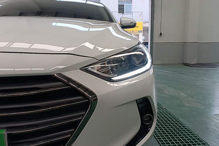Used Hyundai Elantra (6th Generation / Lingdong) 2016 1.6L Automatic ZhiXuan – Elite Version Left Front Headlight