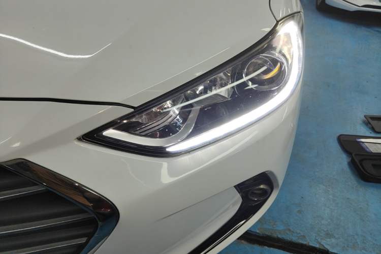 Used Hyundai Elantra (6th Generation / Lingdong) 2016 1.6L Automatic ZhiXuan – Elite Version Left Front Headlight