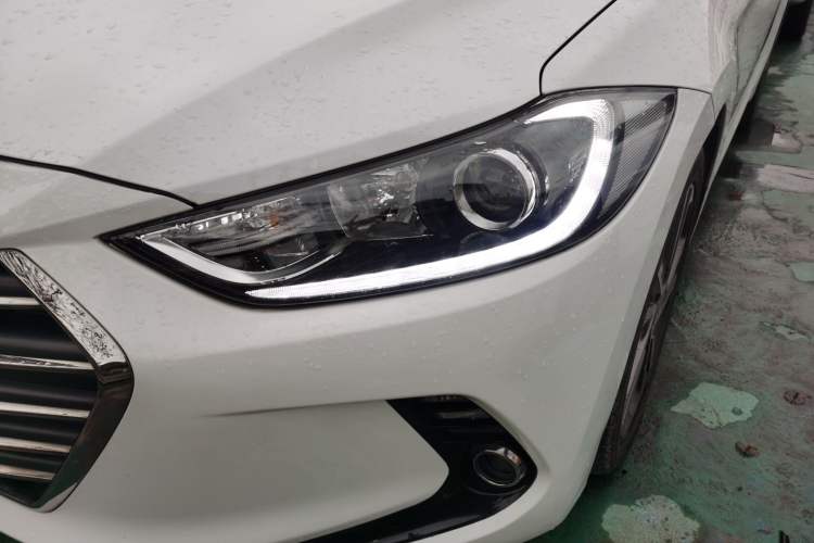 Used Hyundai Elantra (6th Generation / Lingdong) 2016 1.6L Automatic ZhiXuan – Elite Version Left Front Headlight