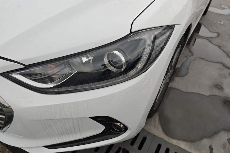 Used Hyundai Elantra (6th Generation / Lingdong) 2016 1.6L Automatic ZhiXuan – Elite Version Left Front Headlight