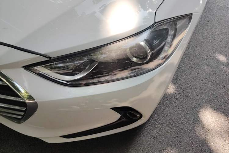Used Hyundai Elantra (6th Generation / Lingdong) 2016 1.6L Automatic ZhiXuan – Elite Version Left Front Headlight