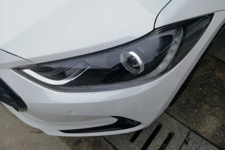 Used Hyundai Elantra (6th Generation / Lingdong) 2016 1.4T Dual-Clutch Xuan Dong · Flagship Edition Left Front Headlight