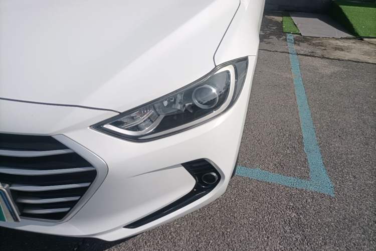 Used Hyundai Elantra (6th Generation / Lingdong) 2016 1.6L Manual ZhiXuan · Dynamic Model Left Front Headlight