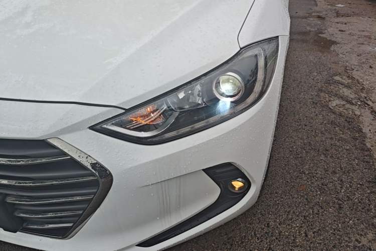 Used Hyundai Elantra (6th Generation / Lingdong) 2016 1.6L Automatic ZhiXuan – Elite Version Left Front Headlight