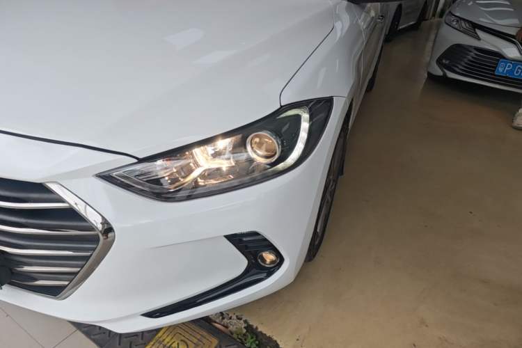 Used Hyundai Elantra (6th Generation / Lingdong) 2016 1.6L Automatic ZhiXuan – Elite Version Left Front Headlight