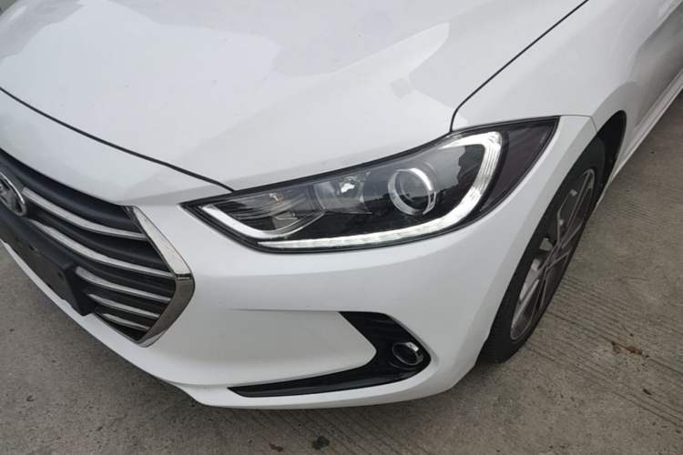 Used Hyundai Elantra (6th Generation / Lingdong) 2016 1.6L Automatic ZhiXuan – Elite Version Left Front Headlight