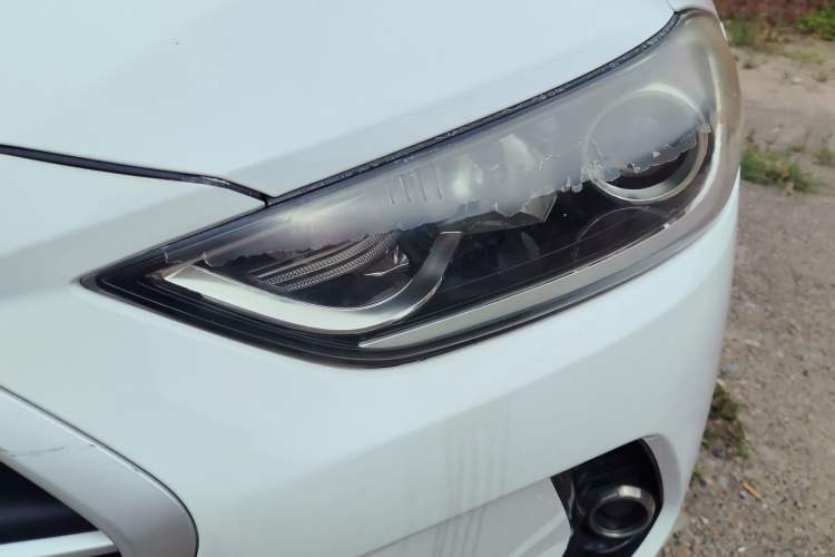 Used Hyundai Elantra (6th Generation / Lingdong) 2016 1.6L Manual ZhiXuan·Youth Edition Left Front Headlight
